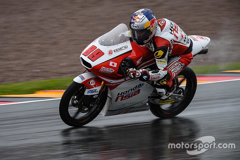 Moto3 Sachsenring: Pawi tegaskan status raja trek basah