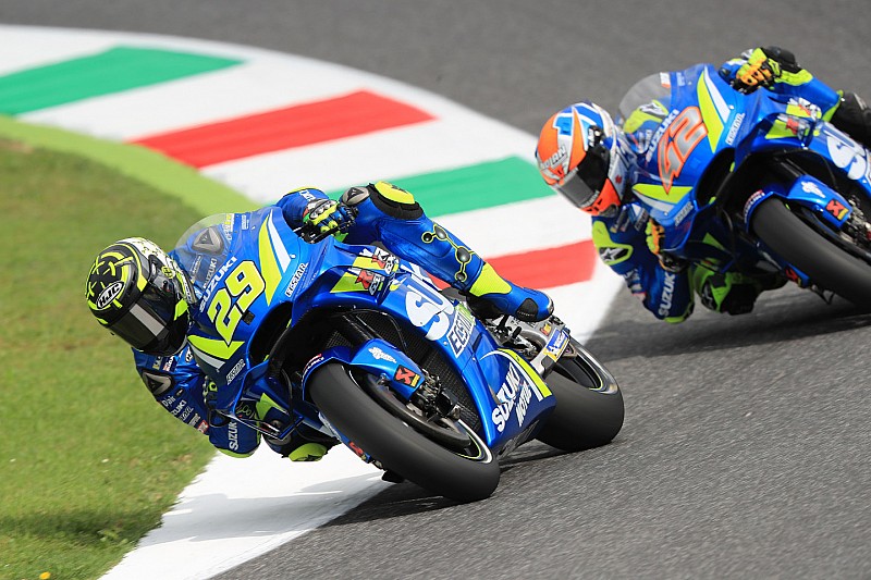 MotoGP Mugello: Iannone'nin liderliği sürüyor, Pirro kaza yaptı
