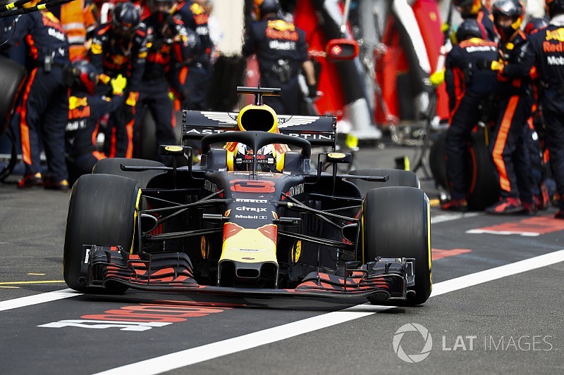 Fotos revelan el daño en el auto de Ricciardo