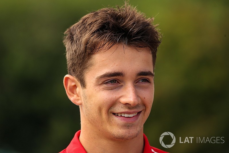 Leclerc garante quatro aparições com Sauber na F1