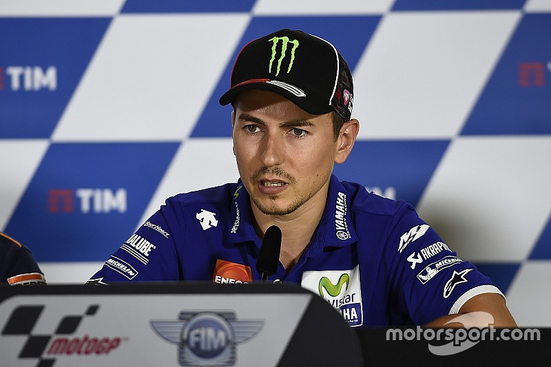 Lorenzo desak Yamaha agar diperbolehkan tes Ducati