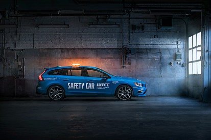 В WTCC представили новую машину безопасности