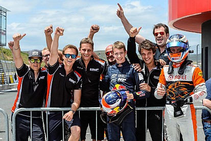 SMP F4 Moskou: Verschoor wint ook race 2 overtuigend