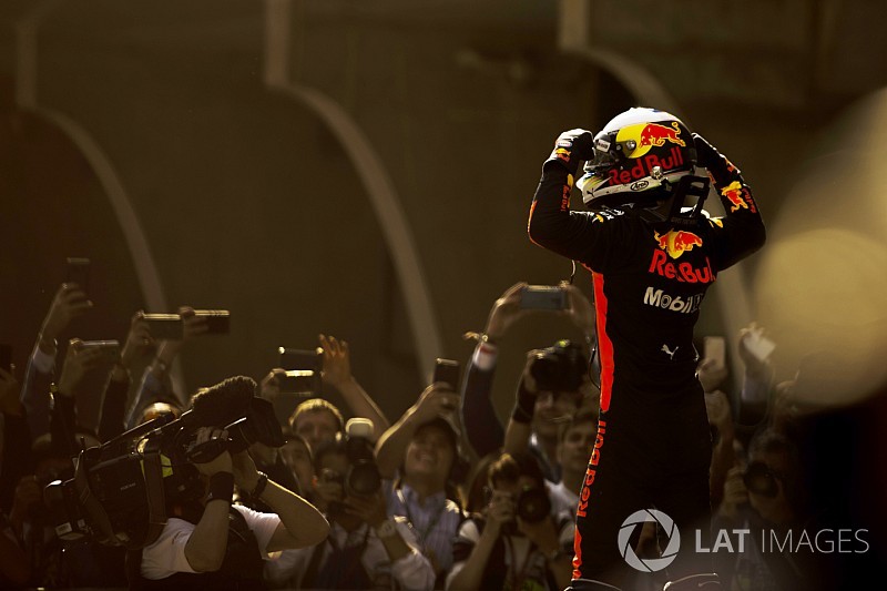 Brundle: Ricciardo artık bir şampiyonluk adayı