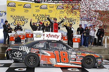 Christopher Bell logra primer triunfo en Xfinity