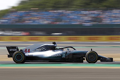 Hamilton critica la nueva zona de DRS de Silverstone