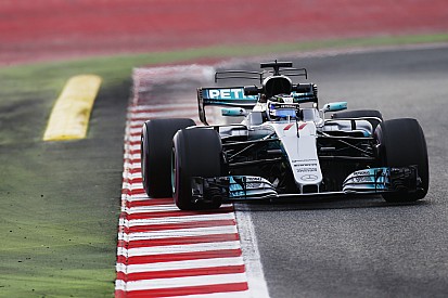 Valtteri Bottas logra el mejor tiempo de 2017 en la sexta mañana