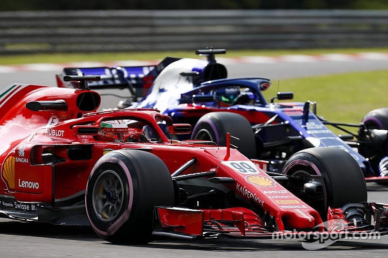 Andretti: F1 deveria ter 3º carro para pilotos convidados