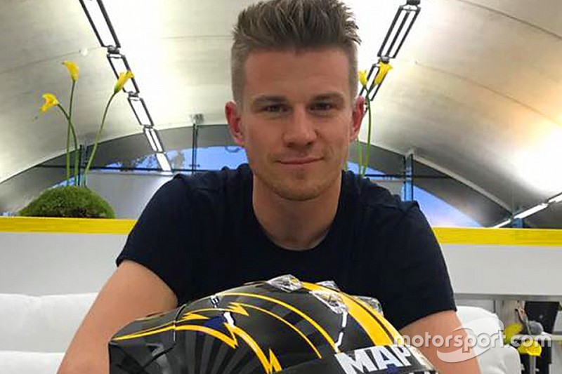 Nico Hülkenberg présente son nouveau casque