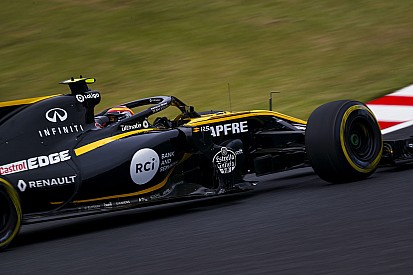 Sainz: Lack of engine gains key to Renault's poor form