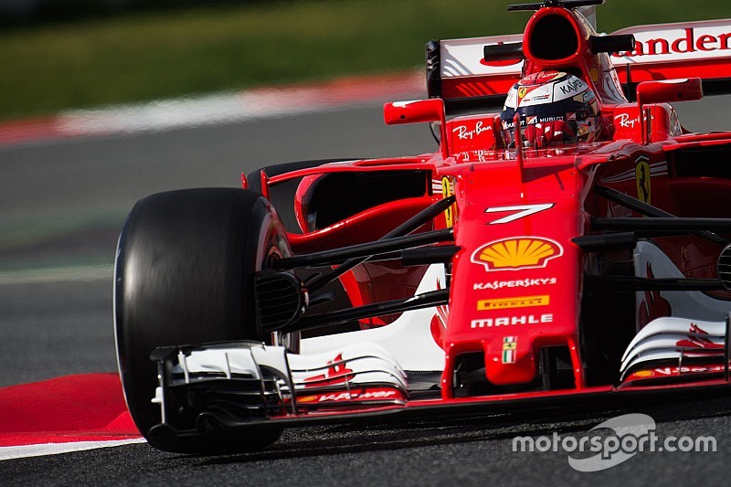 Ferrari arrebata a Mercedes el liderato y McLaren sólo llega a 40 vueltas