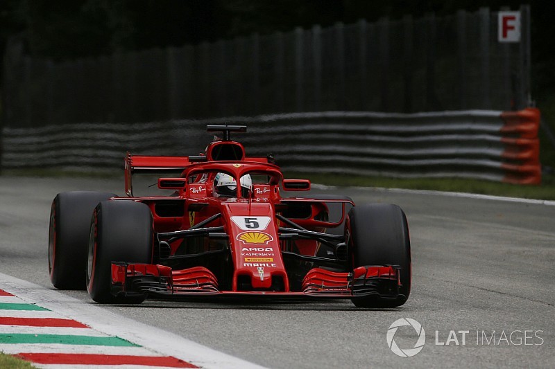 Vettel ook snelste in derde training, Verstappen met Spec C op P5