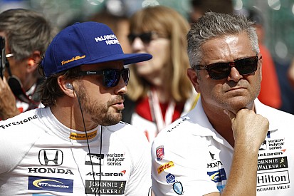 Pour un futur possible en IndyCar, McLaren s'entoure de De Ferran