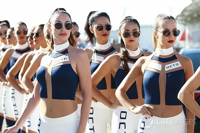 Grid Girls da F1 e MotoGP travam duelo no fim de semana