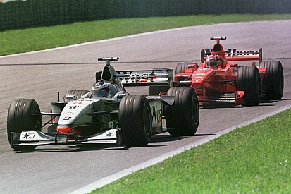 What are the closest seasons in F1 history?