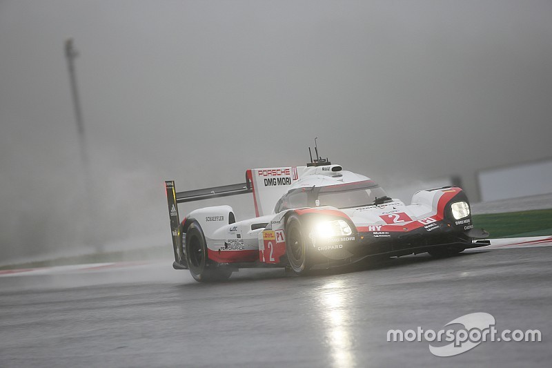 Porsche se lleva la pole en Fuji; Molina 13º en GTE