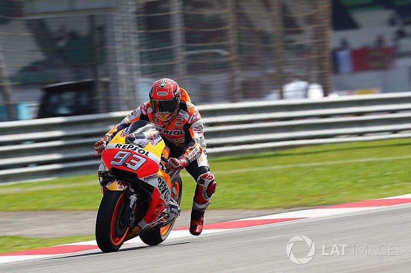 Márquez admite perda de confiança após queda