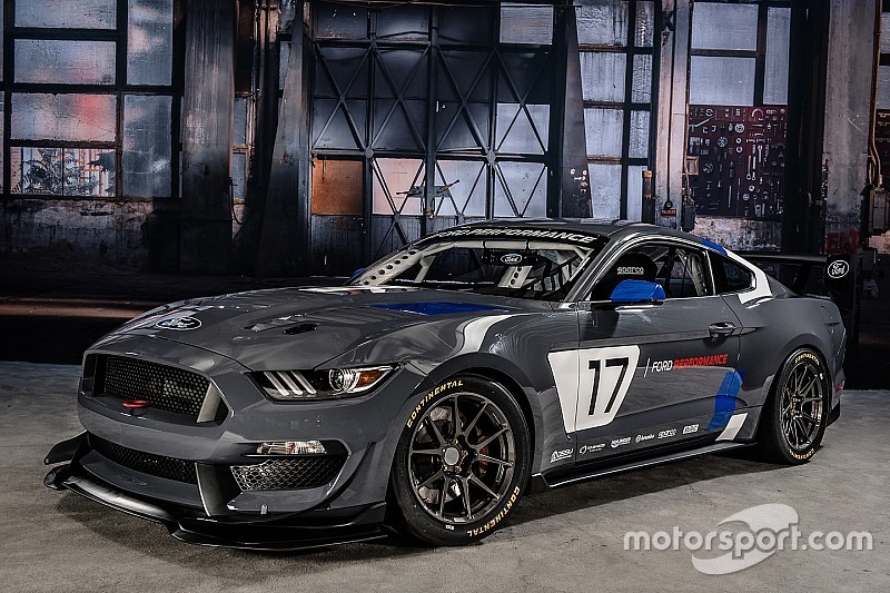 A Paul Ricard versenypályán debütál Európában a Ford Mustang GT4