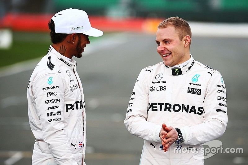 Hamilton y Bottas trabajarán de a medio día cada uno en Barcelona