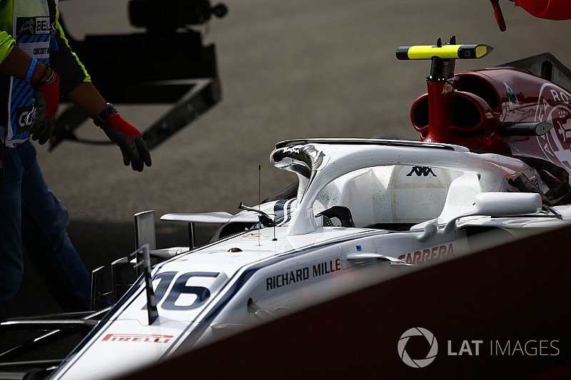 Whiting ziet belang halo: Alonso had anders wellicht hoofd Leclerc geraakt