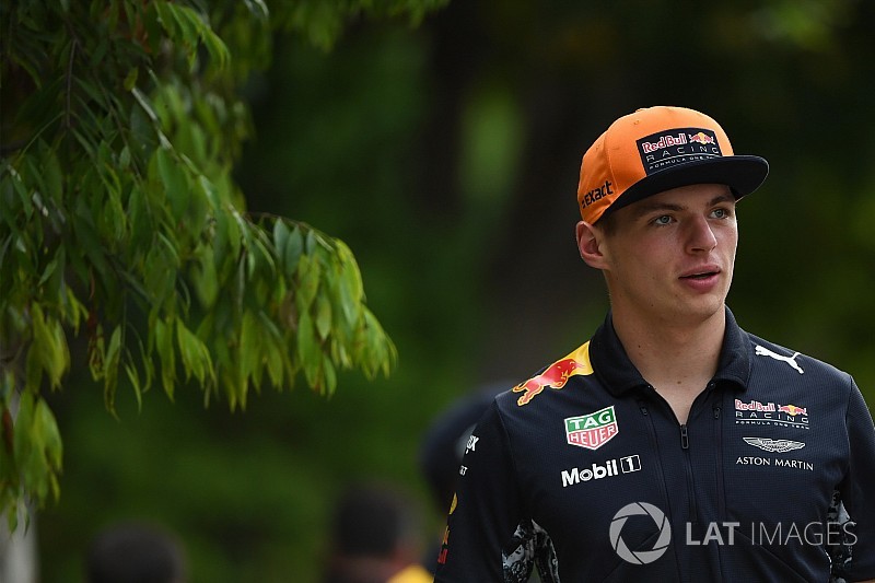 Holland nyelvtörő Max Verstappen születésnapján