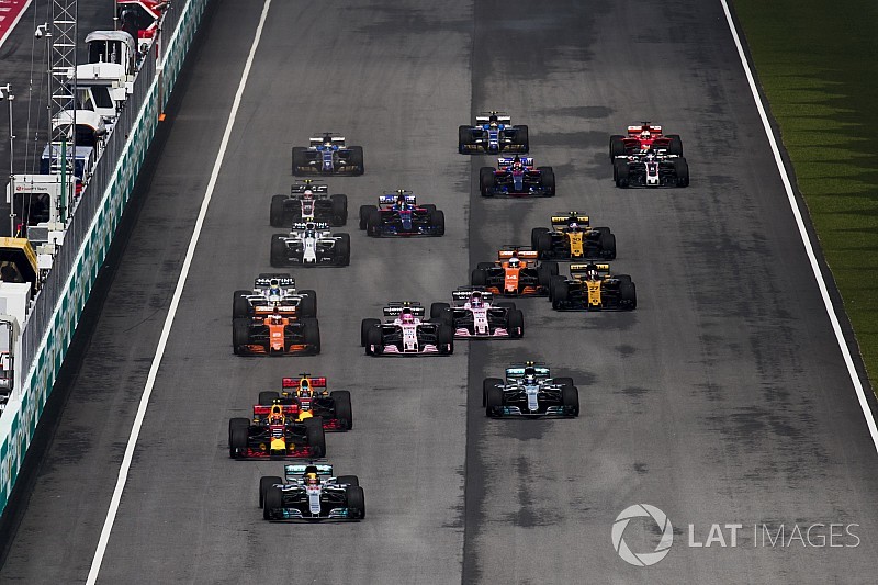 A Maláj Nagydíj startja: Vettel rakétaként lőtt ki