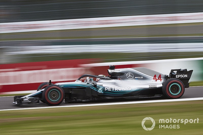 F1 Hamilton stravince a Suzuka mentre Vettel si suicida con Verstappen