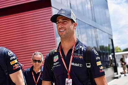 Ricciardo to get new race engineer if he stays at Red Bull