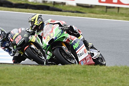 Aleix Espargaró se fractura un dedo pero intentará correr en Malasia