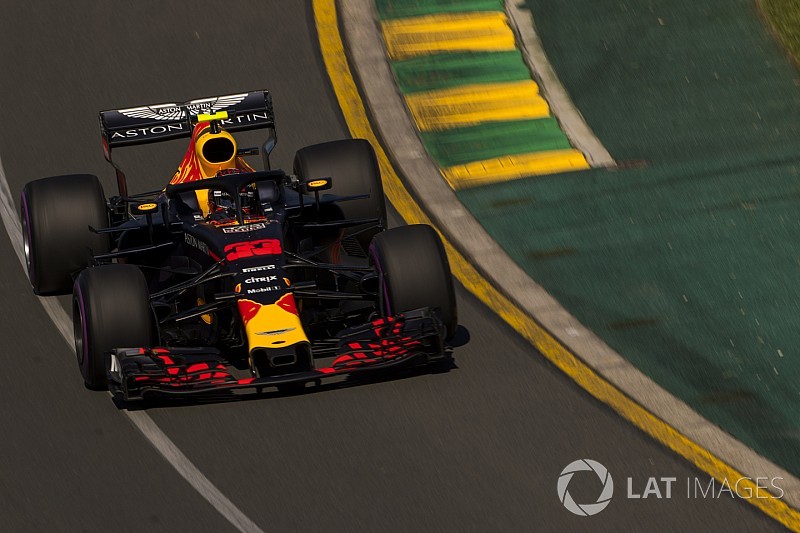 Red Bull, Mercedes'e daha yakın olmak için yağmur istiyor