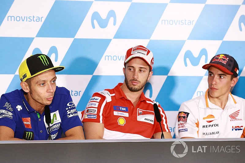 Dovizioso tak ketinggalan komentari Marquez-Rossi