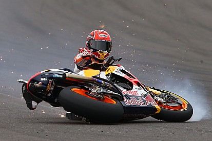 GALERI: Marc Marquez terjatuh di MotoGP Argentina