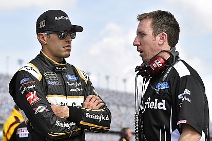 Aric Almirola cree que se mantendrá todo el año como contendiente