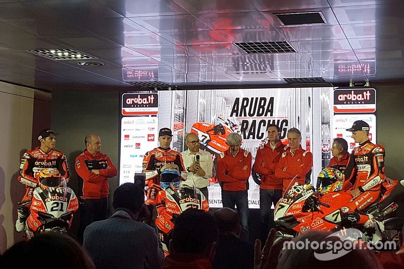 El equipo Ducati del WorldSBK se presenta en el año del adiós al motor bicilíndrico