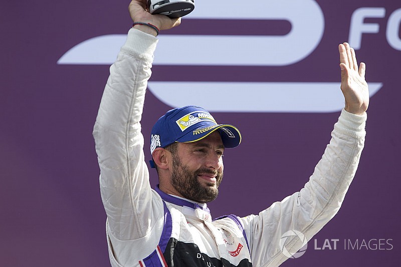 López reemplaza a Jani en Dragon Racing
