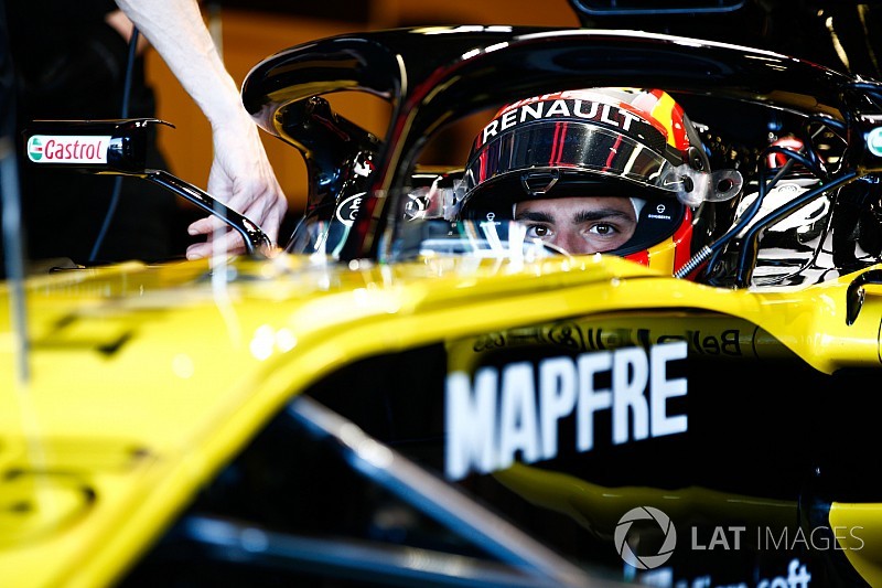 Sainz admite estranheza com empréstimo ao estilo “futebol”