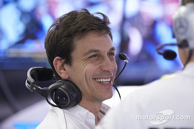 Wolff: Hızlı turda Ferrari'ye neredeyse hiç zaman kaybetmiyoruz