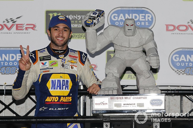 Elliott trionfa a Dover e si qualifica per il turno successivo dei Playoff della Nascar Cup