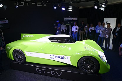 Panoz представила повністю електричну машину GT для Ле-Мана