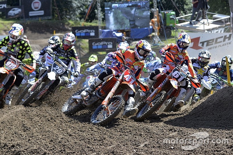 Pauls Jonass regala le Qualifiche di Loket alla KTM