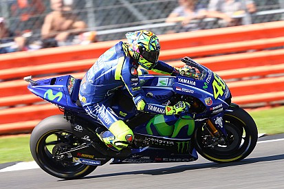 MotoGP: Valentino Rossi verpasst Sieg bei Jubiläum knapp und hadert