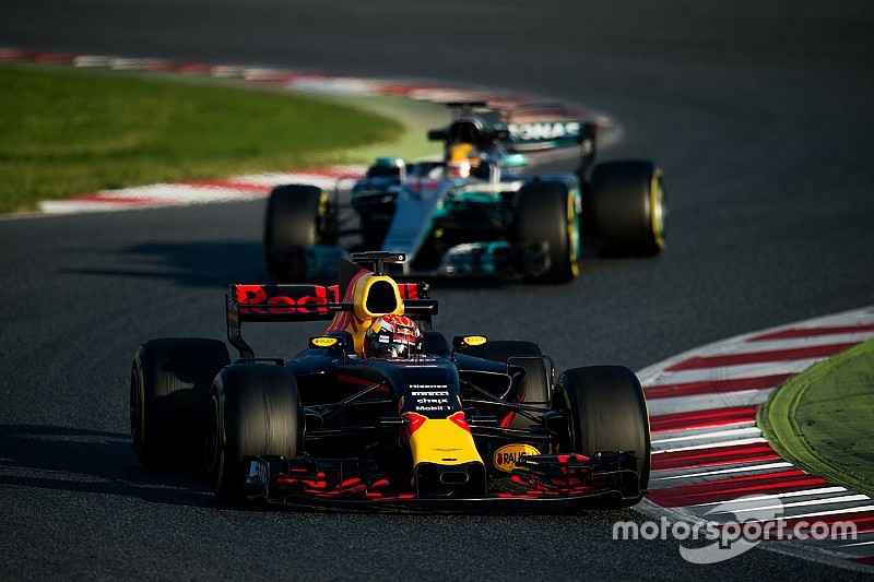 Mercedes і Red Bull отримали схвалення від FIA після зміни підвіски