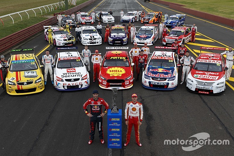 Galeri: Retro Supercars gridi