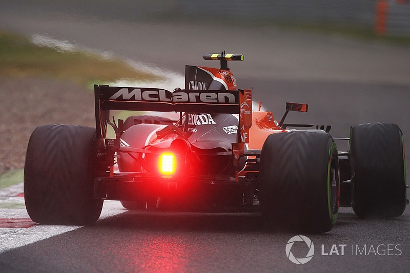 Vandoorne elveszíti a 8. helyét: 25 helyes rajtbüntetés a McLarennél