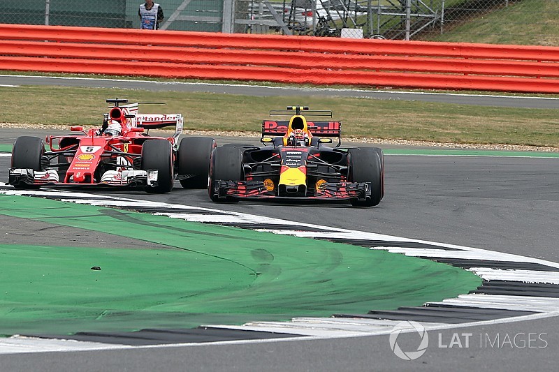 Analisi: perché Vettel con l'ala aperta non ha passato Verstappen?