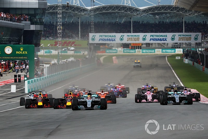 Verstappen nyerte a Maláj Nagydíjat: Vettel varázsolt, Räikkönen elrajtolni sem tudott