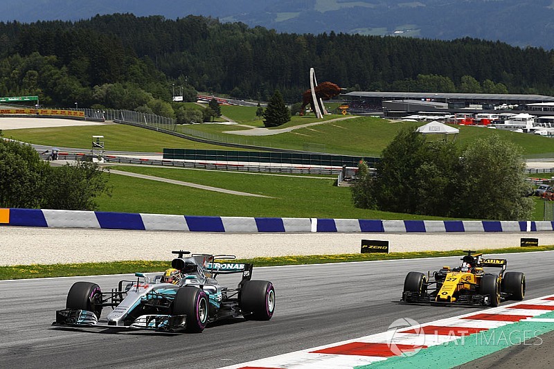 Mercedes y Renault advierten de los peligros del nuevo reglamento