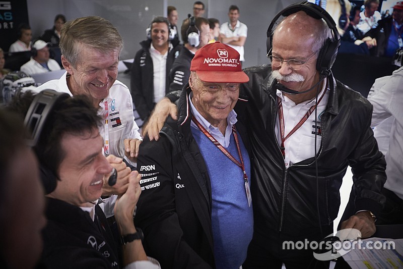Lauda: Ricciardo csak