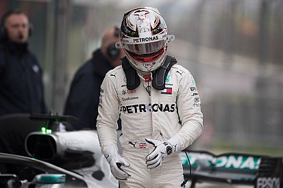 Hamilton calificó la carrera de China como un "desastre"