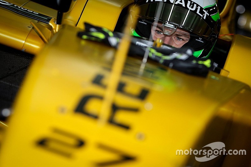 Панорама 360°: первый круг Хюлькенберга на машине Renault